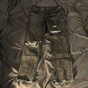 Never worn Old Navy ripped skinny jeans size 2 dark wash
